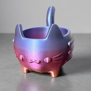Cat plant pot Purple Pink-Planter plastic hand crafted 5x5in